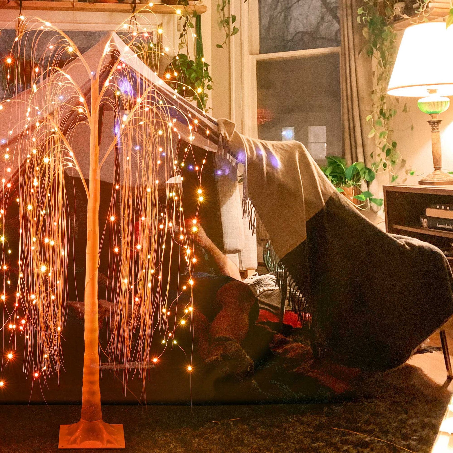 5FT Colorful Lighted Willow Tree, LED Tree with Remote, Willow Tree with Multicolored White String Lights