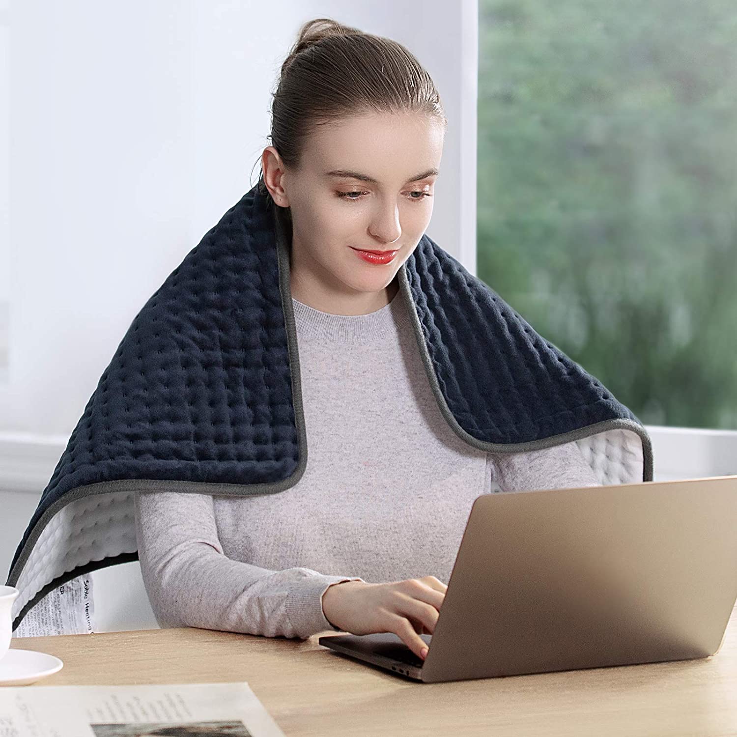 【33"x17"】Electric Heating Pad for Back Pain Cramps Relief, XXX-Large 33x17 Ultra Soft Fast Heating, Moist Dry Heat